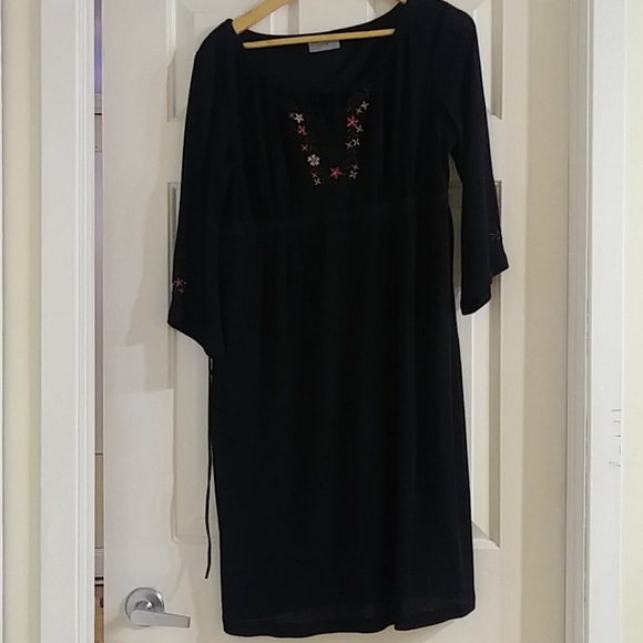 Maternity dress - Picture 1 of 3